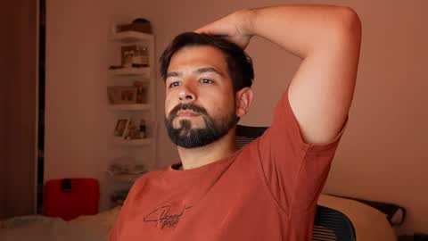 Snapshot of jarod3426 chatting on 04-07-26, 05:46 JAROD online show from 04-07-26, 05:46