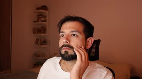 Snapshot of jarod3426 chatting on 04-08-26, 06:52 JAROD online show from 04-08-26, 06:52