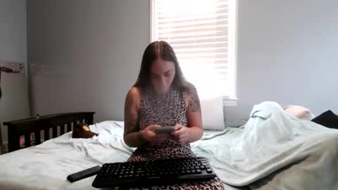 Jasey Rae online show from 10-22-25, 02:28