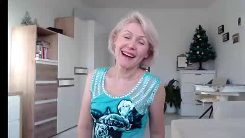 Jasmin room for people 40 online show from 12-20-24, 12:49