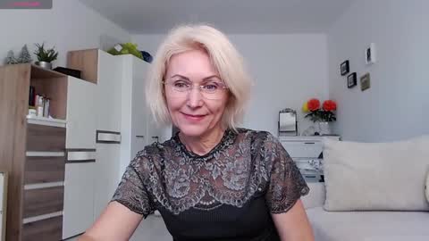 Jasmin room for people 40 online show from 09-25-25, 12:42