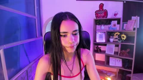 Snapshot of jasmin_skinny chatting on 10-03-25, 03:14 jasmin_skinny online show from 10-03-25, 03:14