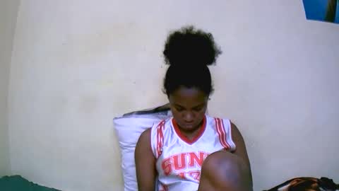 jasminah176750 online show from 10-23-25, 09:52