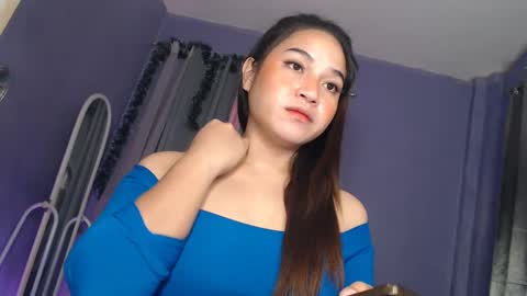 Snapshot of jasmine_arousal chatting on 12-23-24, 11:06 JASMINE online show from 12-23-24, 11:06