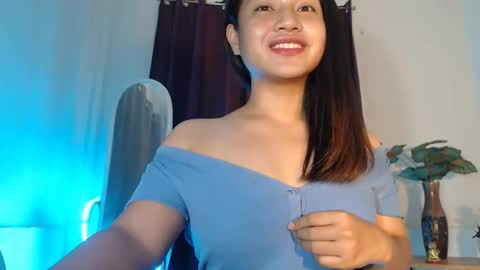 Snapshot of jasmine_arousal chatting on 11-11-25, 05:29 JASMINE online show from 11-11-25, 05:29