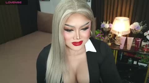 Jasmine Brandy online show from 09-08-25, 10:31
