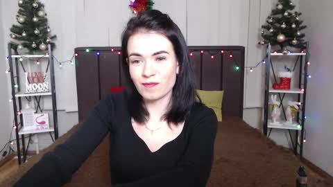 JasmineKouch online show from 12-23-24, 12:35