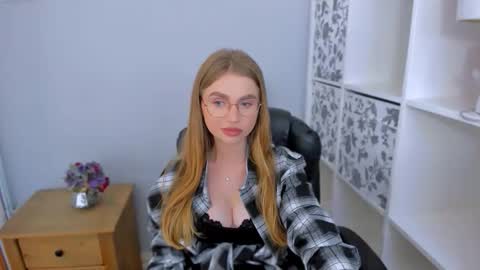 Snapshot of jasminerelax chatting on 10-12-25, 07:46 JasmineRelax online show from 10-12-25, 07:46