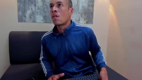 Snapshot of jason_tomas chatting on 02-09-26, 08:02 Jason online show from 02-09-26, 08:02