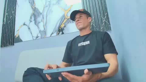 Snapshot of jason_tomas chatting on 02-21-26, 07:37 Jason online show from 02-21-26, 07:37