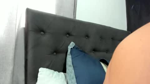    online show from 02-08-26, 08:34