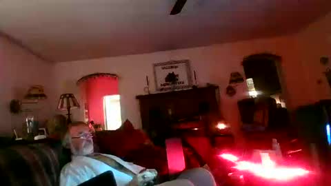 Snapshot of jasonreloaded694u chatting on 10-18-25, 11:05 Jason online show from 10-18-25, 11:05