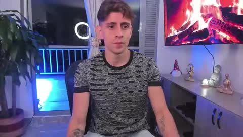 Snapshot of jasper__jones chatting on 01-01-25, 04:39 JASPER JONES online show from 01-01-25, 04:39