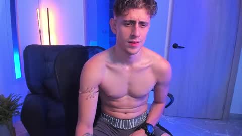 Snapshot of jasper__jones chatting on 01-11-25, 11:23 JASPER JONES online show from 01-11-25, 11:23