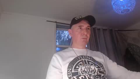 Snapshot of jaspercarot chatting on 11-19-25, 04:18 jaspercarot online show from 11-19-25, 04:18