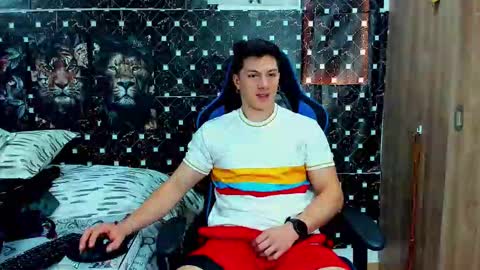 Javier online show from 02-20-26, 07:03