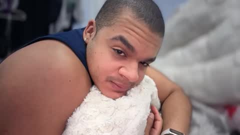 Snapshot of javiricorich chatting on 02-08-26, 03:32 javiSdick online show from 02-08-26, 03:32