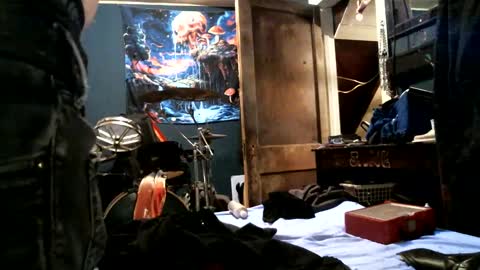 jaxxx666 online show from 01-04-25, 01:52