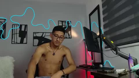 Jaxon online show from 01-12-26, 01:49