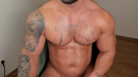 JaxonHunk online show from 02-04-25, 06:36