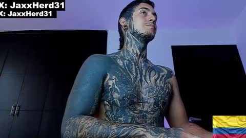 Snapshot of jaxxxonherd chatting on 01-25-25, 10:50 Michael online show from 01-25-25, 10:50