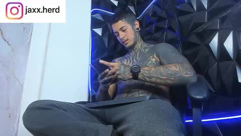 Snapshot of jaxxxonherd chatting on 09-19-25, 03:34 Michael online show from 09-19-25, 03:34
