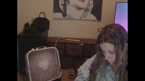 Avaaaa online show from 09-23-25, 03:42
