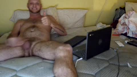 Snapshot of jayjay111989 chatting on 11-08-25, 11:25 HUngBtmFl online show from 11-08-25, 11:25