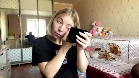 Mira online show from 11-08-25, 08:25