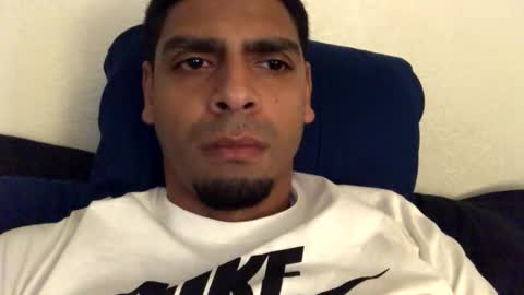 Snapshot of jaysofly89 chatting on 11-11-25, 01:33 Jayfly online show from 11-11-25, 01:33