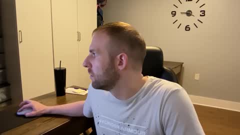 Snapshot of jaytaylorxxx chatting on 01-20-25, 06:32 Jay Taylor online show from 01-20-25, 06:32