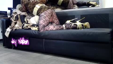 Snapshot of jaywabon chatting on 02-24-25, 01:53 JayWabon3 online show from 02-24-25, 01:53