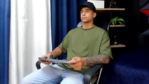 jaze_bradley online show from 11-20-25, 11:32