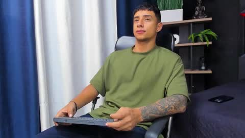 jaze_bradley online show from 12-02-25, 11:26