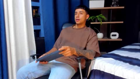 jaze_bradley online show from 01-12-26, 11:15