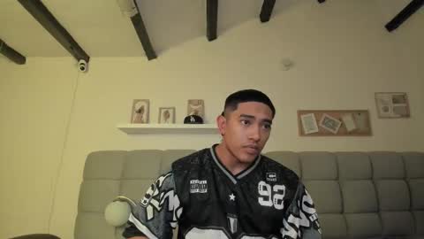 Snapshot of jazford chatting on 02-10-26, 02:59 jazford online show from 02-10-26, 02:59