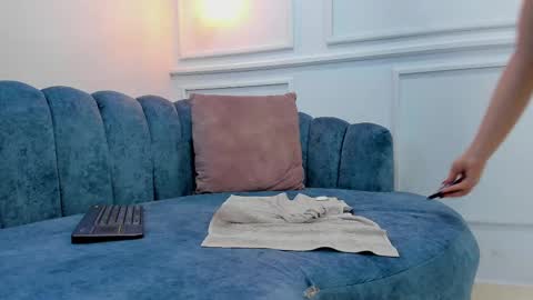 Jasmine  online show from 02-21-25, 11:22