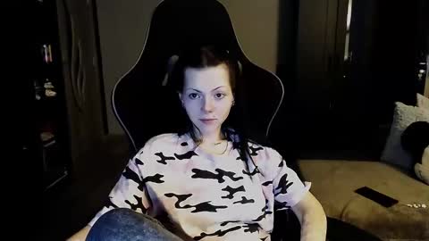 JAZZMINNE LOVE online show from 03-08-25, 12:00