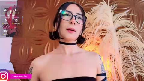 Jazmin online show from 09-26-25, 01:37