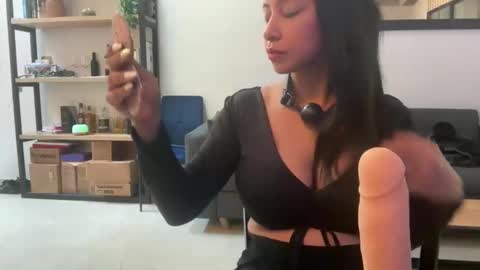 jbrow12 online show from 10-05-25, 07:01