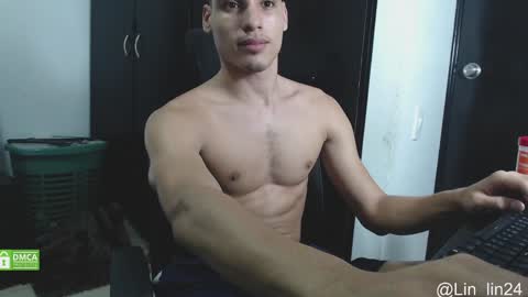 Snapshot of jbunny03 chatting on 12-23-24, 11:28 Lin online show from 12-23-24, 11:28