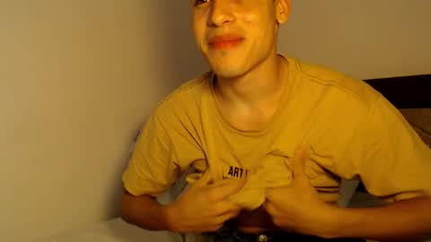 Snapshot of jbunny03 chatting on 10-18-25, 04:04 Lin online show from 10-18-25, 04:04