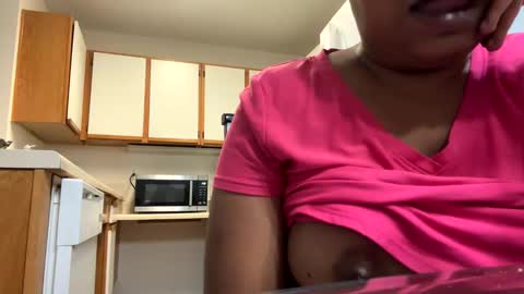 Snapshot of jccaramelbarbie12 chatting on 01-27-25, 06:09 JCCaramelbarbie online show from 01-27-25, 06:09