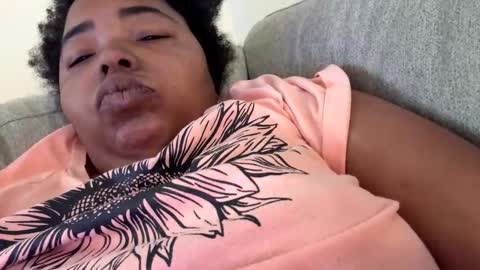 Snapshot of jccaramelbarbie12 chatting on 02-04-25, 07:55 JCCaramelbarbie online show from 02-04-25, 07:55