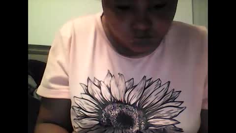 Snapshot of jccaramelbarbie12 chatting on 03-10-25, 12:29 JCCaramelbarbie online show from 03-10-25, 12:29