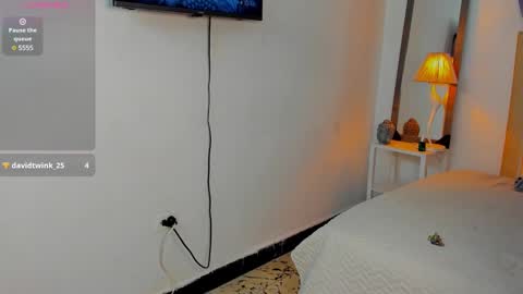 Snapshot of jdaniel_shellby chatting on 12-22-24, 03:44 jhon online show from 12-22-24, 03:44