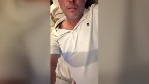 Snapshot of jea1000 chatting on 01-06-26, 09:46 jea1000 online show from 01-06-26, 09:46