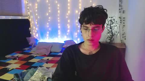 jeam_hot online show from 12-30-24, 01:04
