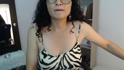 jeam_hot online show from 01-03-25, 07:39