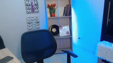 jeam_hot online show from 01-21-25, 12:36